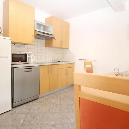 Appartamento With Parking Space Baska, Krk - 18794 Baška