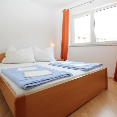 Apartment With A Parking Space Baska, Krk - 18794 Baska (Krk)