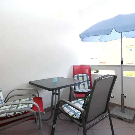 Apartment With A Parking Space Baska, Krk - 18794 *